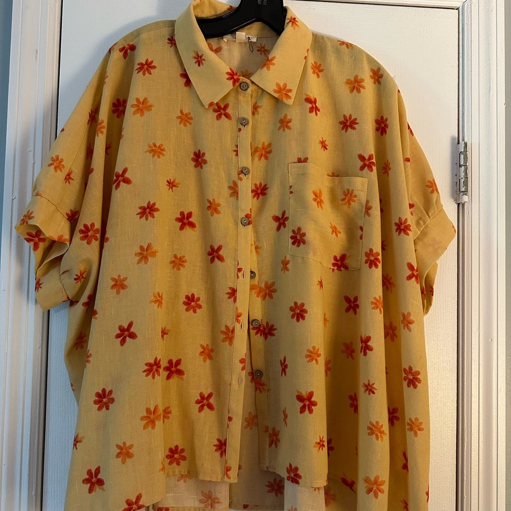 EASEL Yellow Floral Button-Up Shirt with Red & Orange Flowers